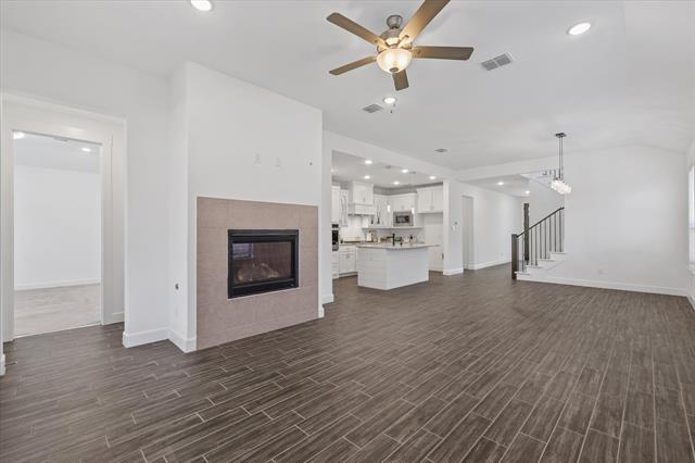 Building Photo - 1004 Rebecca Dr