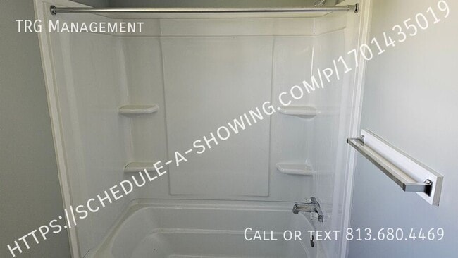 Building Photo - 209 Albacore Ln
