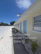 Building Photo - 218 Florida Ave