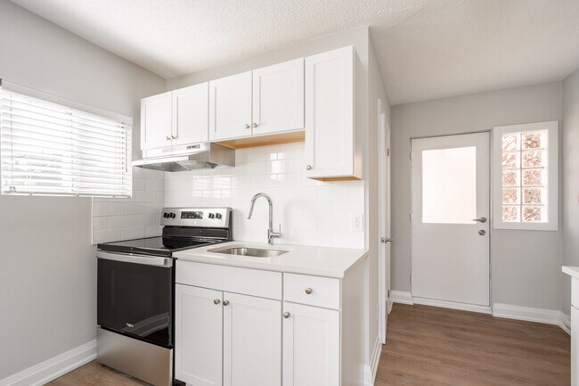 Photo du bâtiment - Spacious 1 Bedroom