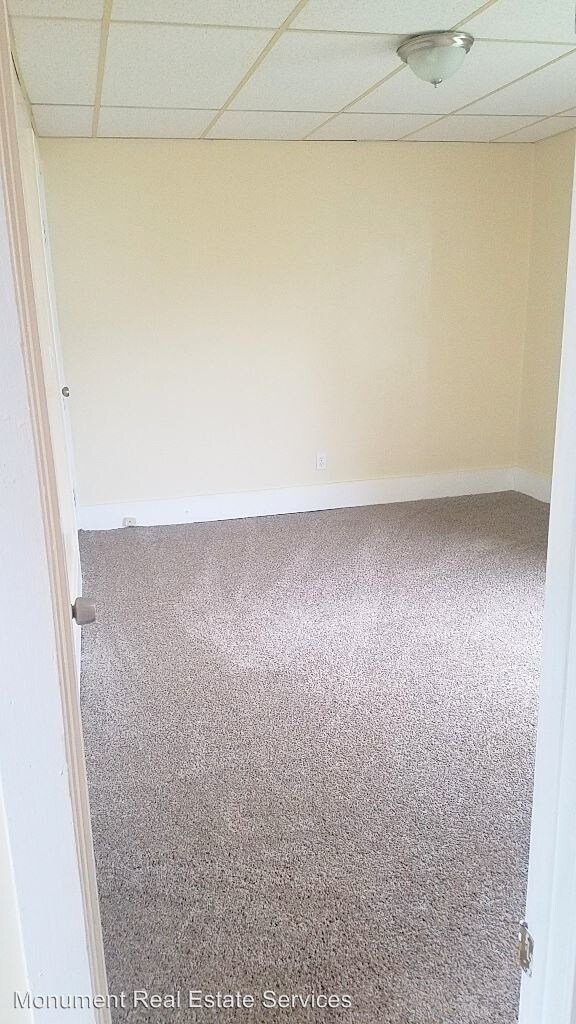 Foto del edificio - 3960 E 74th St