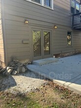 Building Photo - 127 Flint St
