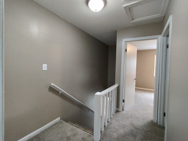 Foto del edificio - 701 Smithdale Dr