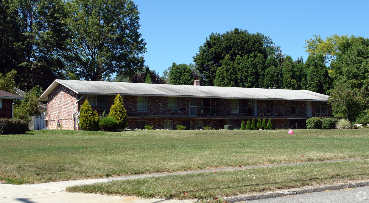 Primary Photo - 1746 N Carnegie Ave