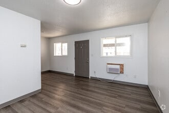1BR, 1BA - 580SF - Living Room - Caspian Village Apartments