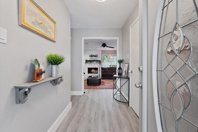 Foto del edificio - 30307 Thorsby Dr