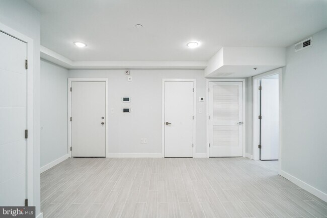 Photo - 2415 N 7th St Apartment