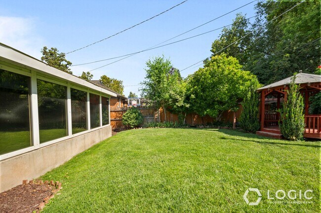 Foto del edificio - Amazing House In SLC Near UofU!