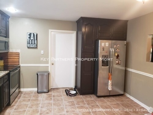 Foto del edificio - 7428 Woodson - Updated Ranch!