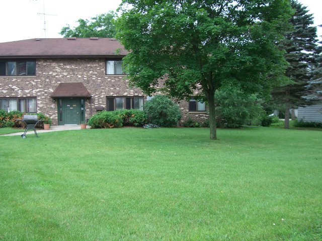 Primary Photo - Riverview Apartments