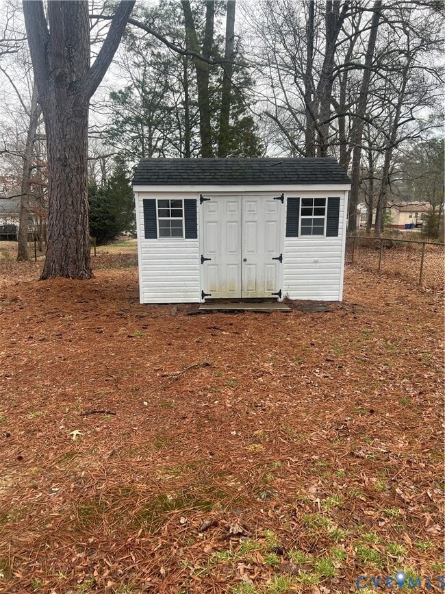 Building Photo - 14211 Bermuda Ave