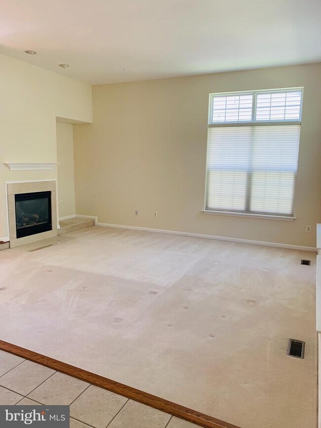 Building Photo - 2982 Caribbean Ct