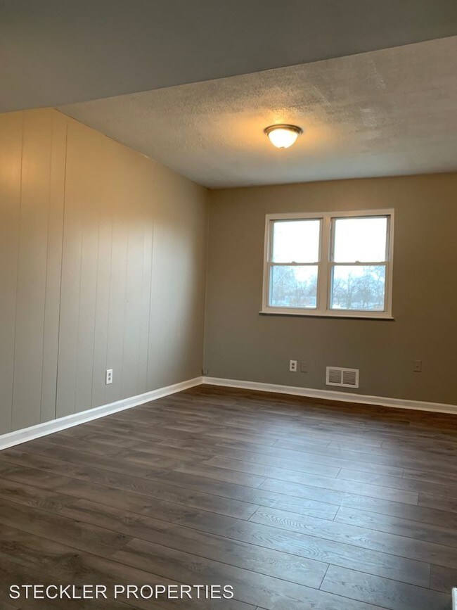 Building Photo - 3 br, 1.5 bath House - 7649 Charlesmont Road