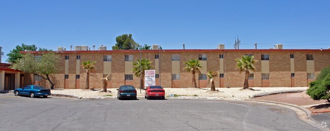 Villa Holiday Apartaments - Villa Holiday Apartments