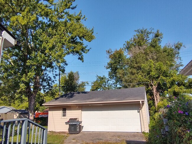 Photo - 1321 Wendell Ave House