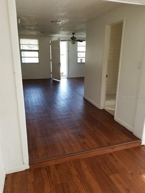 Foto del edificio - 7039 Aurora Dr