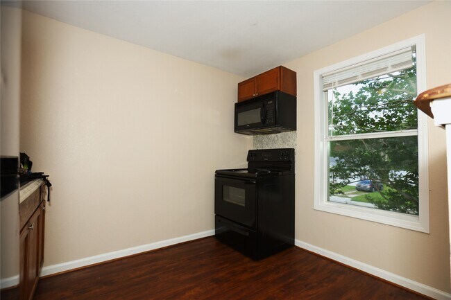Foto del edificio - 256 E Pecan Ln