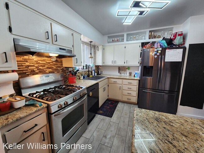 Building Photo - 3 br, 2 bath House - 113 Harvard St