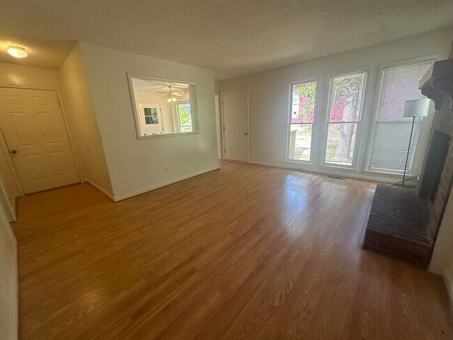 Foto del edificio - 3314 Arrowhead Rd