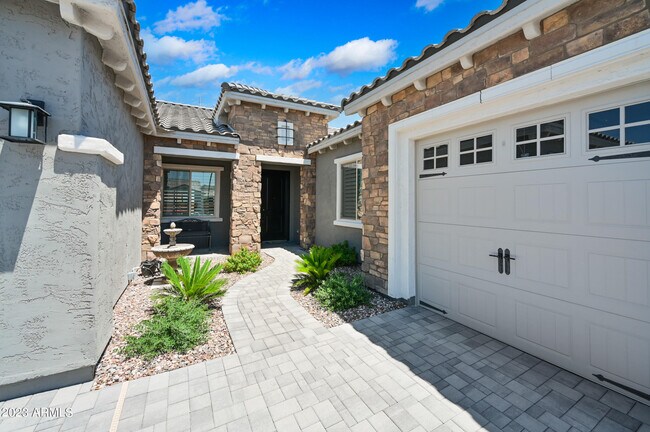 Building Photo - 27368 W Osprey Dr
