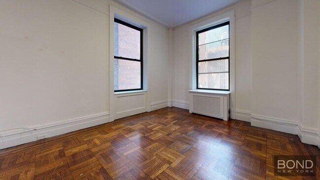 Foto del edificio - 200 W 58th St