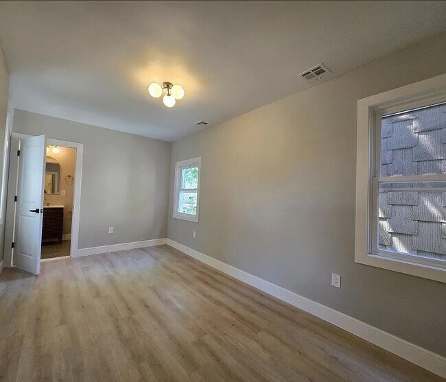 Foto del edificio - 207 Virginia Ave