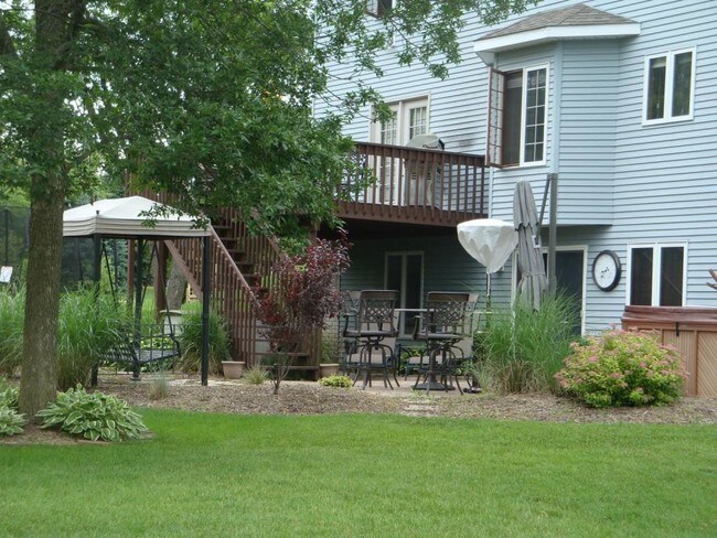 Foto del edificio - 3500 Deer Ridge Ct