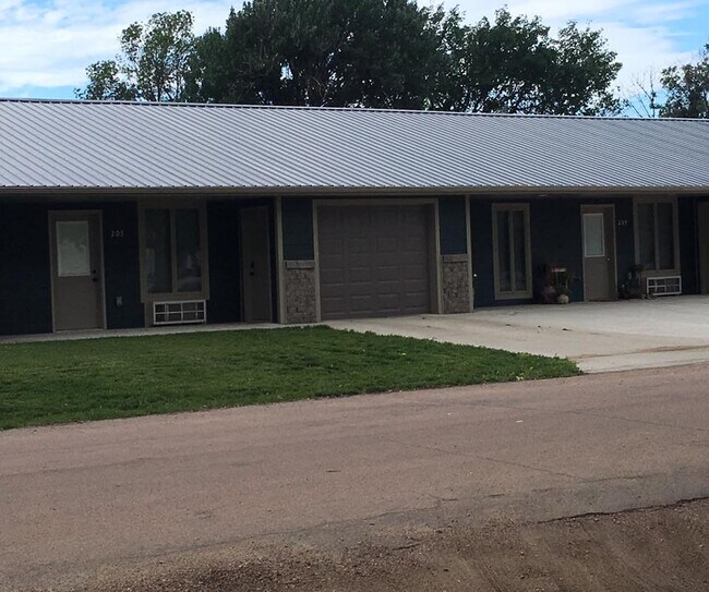 Foto del edificio - 208 E 2nd Ave