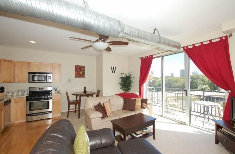 2080 N Commerce St Unit 403, Milwaukee, WI 53212 Condo for Rent in