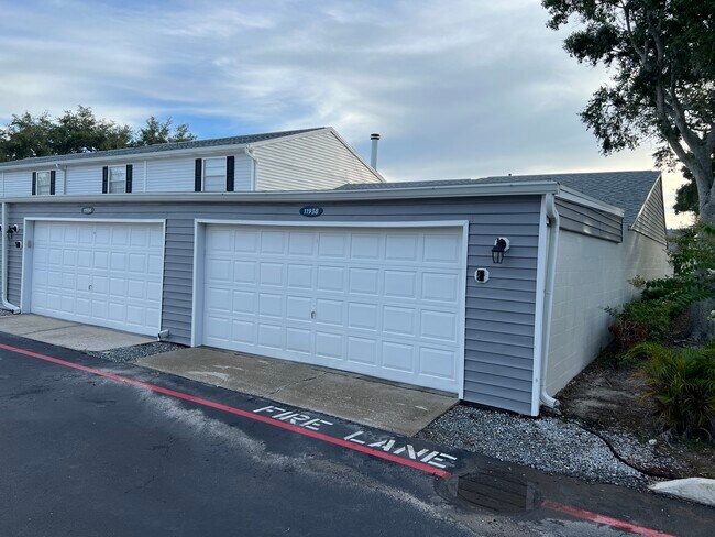 Building Photo - 11938 Dietz Dr