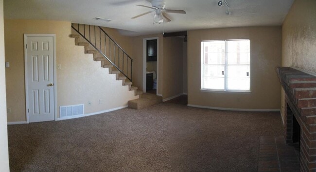 Foto del edificio - 1103 Covey Ln