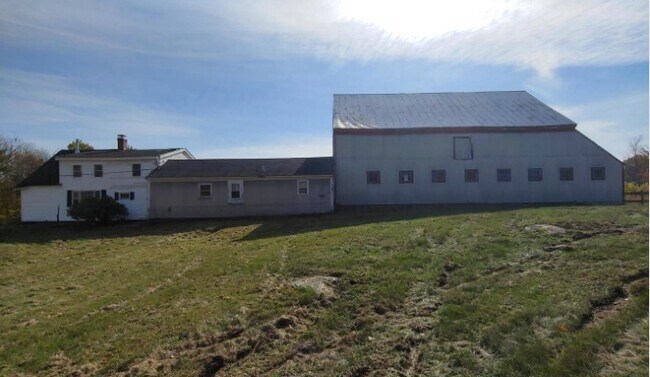 Building Photo - 66 Deering Neighborhood Rd