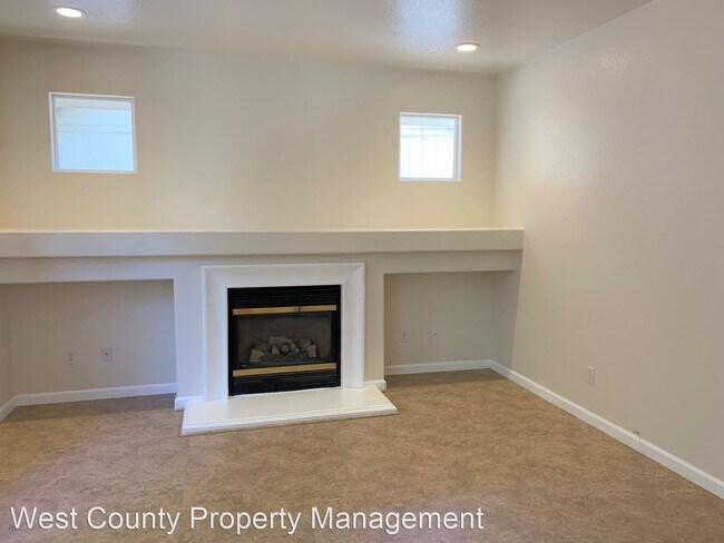 Foto del edificio - 4 br, 2.5 bath House - 7930 Soll Ct.