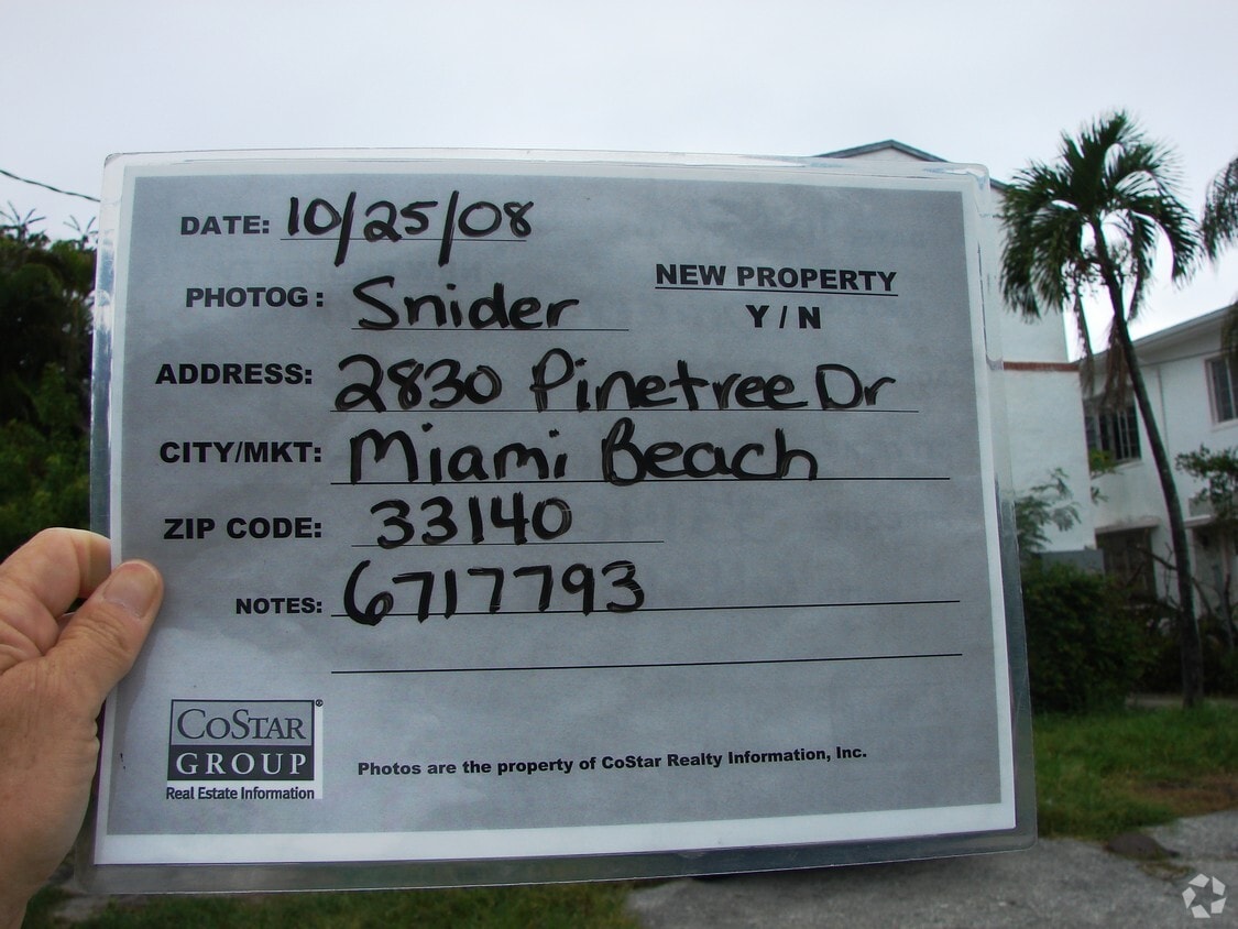 Primary Photo - 2830 Pine Tree Dr