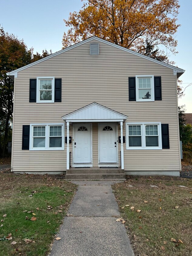 18 Emerson St, Manchester CT - 18 Emerson St