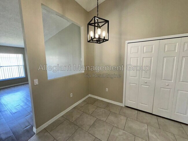 Building Photo - 1011 Morvan Ln