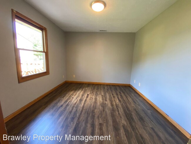 Foto del edificio - 3 br, 1.5 bath House - 4656 W. Sunset Ave