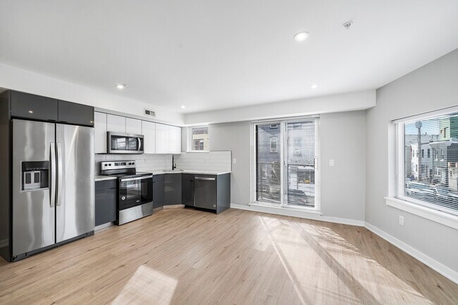 Foto del edificio - 2639 Cecil B Moore Ave
