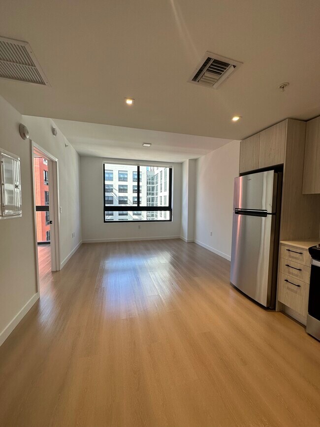 Foto del edificio - 161 NW 30th St