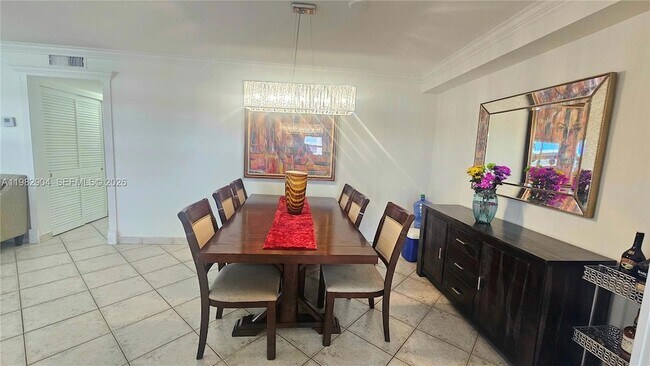 Foto del edificio - 180 NE 12th Ave