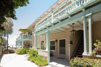 Building Photo - 2048 Third Ave