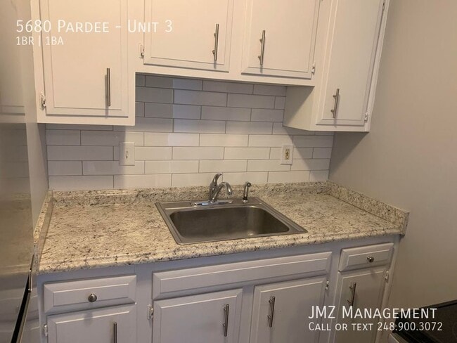 Building Photo - 5680 Pardee-Unit 3