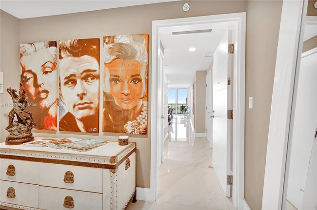 Building Photo - 16385 Biscayne Blvd