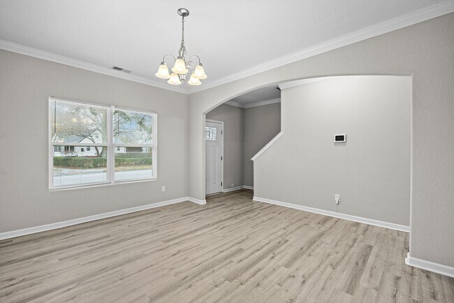 Foto del edificio - 7709 Nesbitt Dr