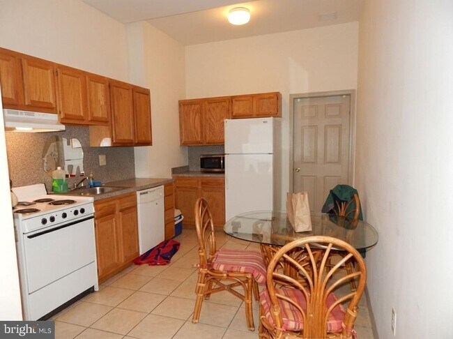 Foto del edificio - 1621 W Diamond St