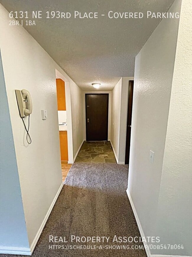 Building Photo - 6131 NE 193rd Pl