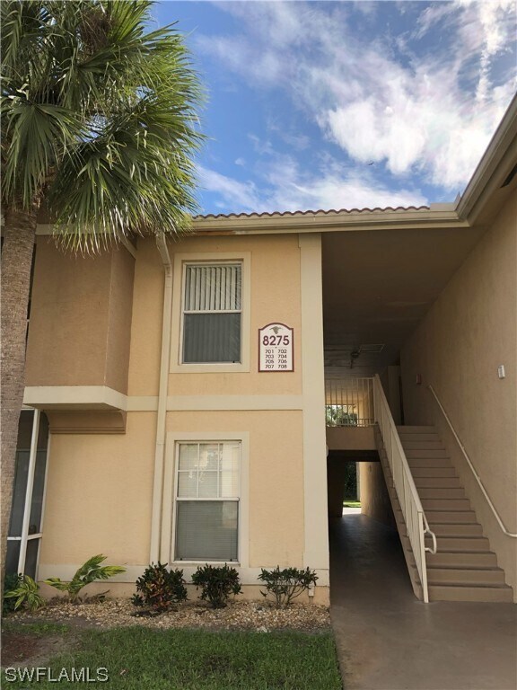 Building Photo - 8275 Ibis Club Dr
