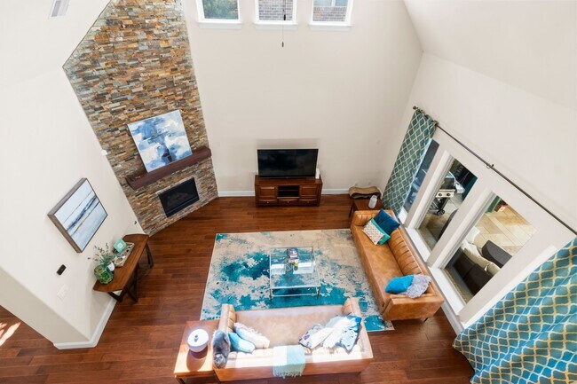 Foto del edificio - 30 Beacons Light Pl