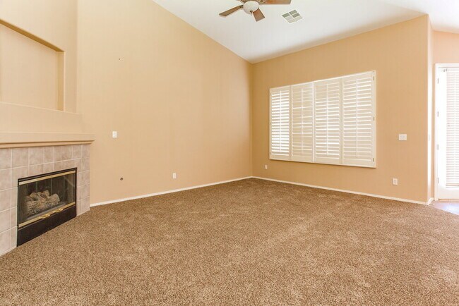 Foto del edificio - 5608 Rustic View Ct