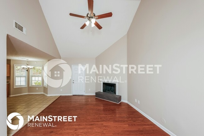 Foto del edificio - 706 Squirrels Nest Ct